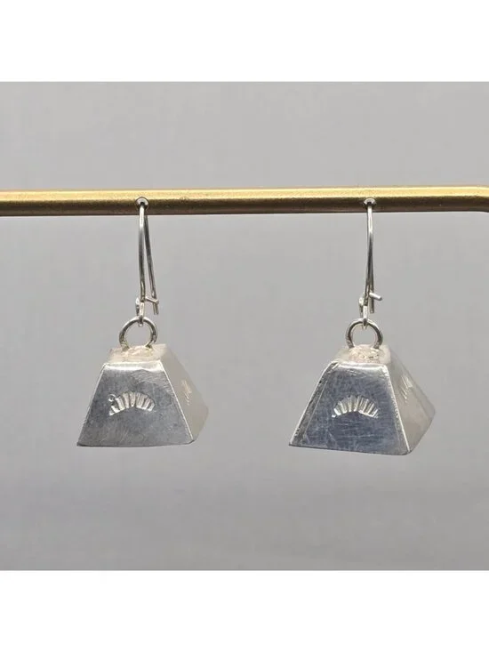 Vintage Southwestern Mother In Law Bell Dangle Earrings 1" Stamped Design - Picture 4 of 9